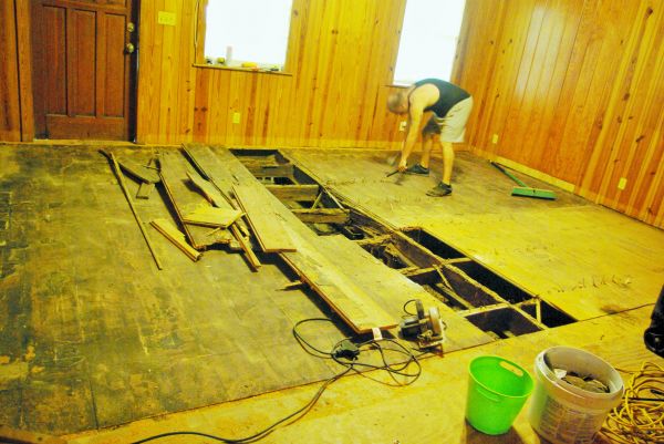 Subfloor Demolition in Elkhart